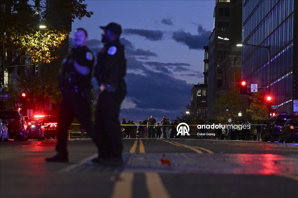 У Белого дома ранены два бойца Национальной гвардии