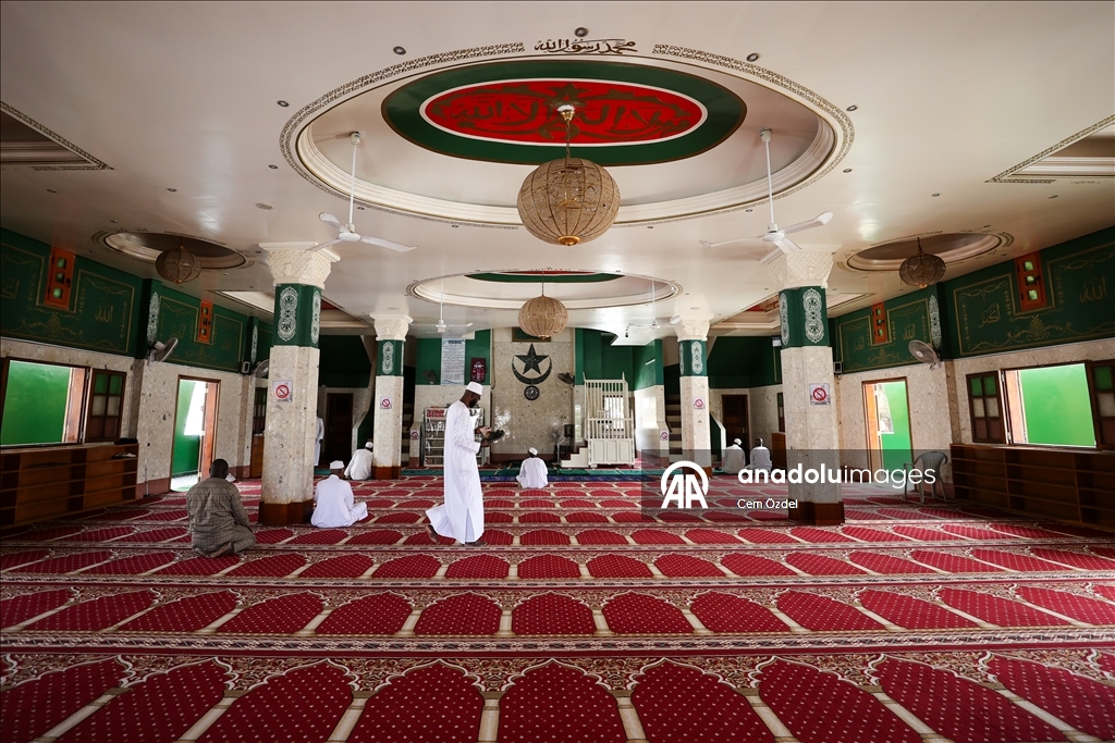 Мечеть Божественности – одна из главных достопримечательностей Дакара