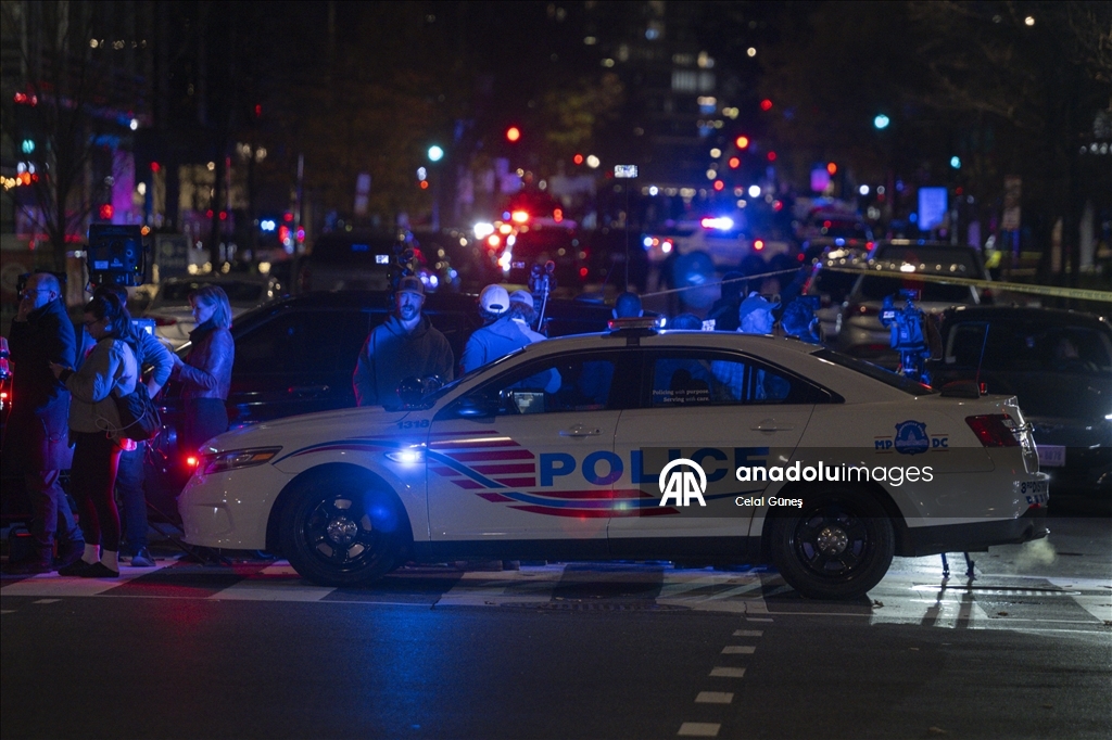 У Белого дома ранены два бойца Национальной гвардии