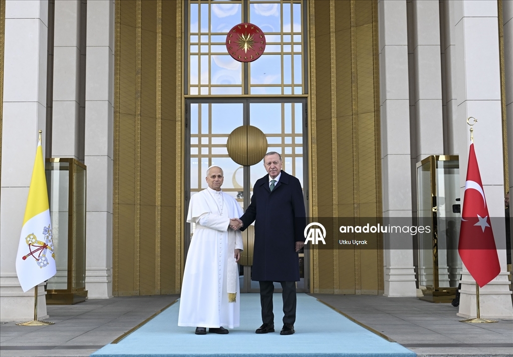 Cumhurbaşkanı Erdoğan, Vatikan Devlet Başkanı Papa 14. Leo’yu resmi törenle karşıladı