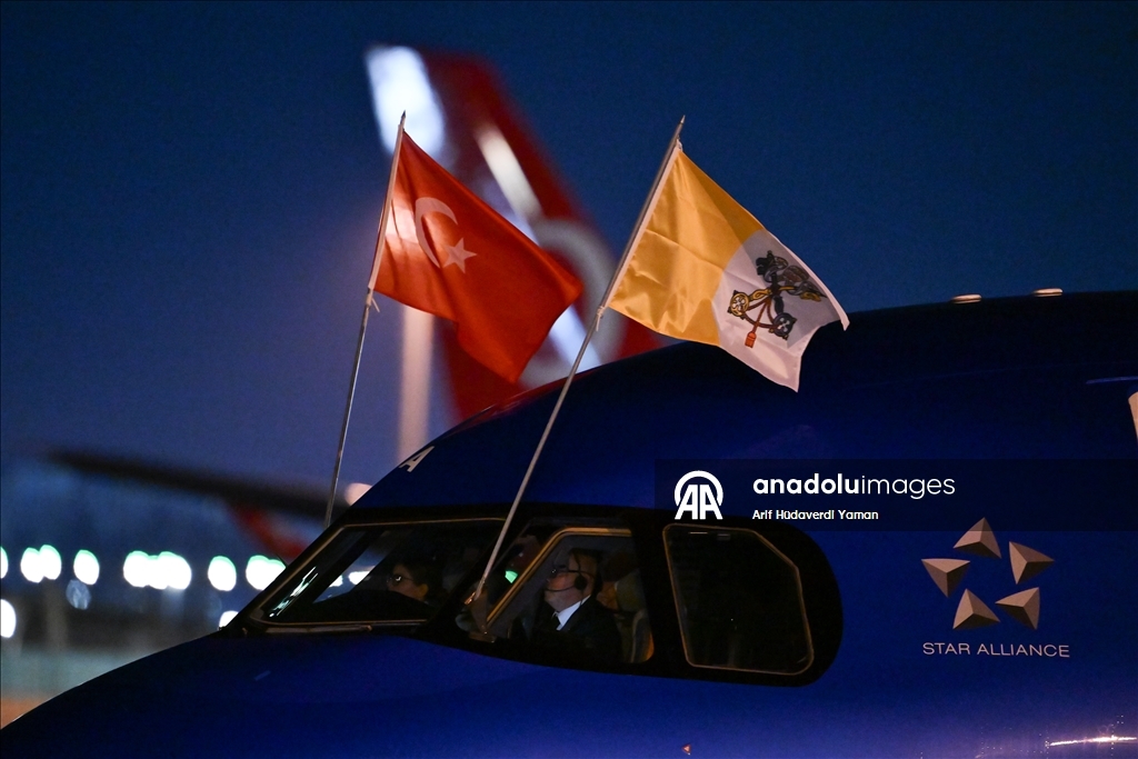 Папа Римский Лев XIV прибыл с визитом Турцию