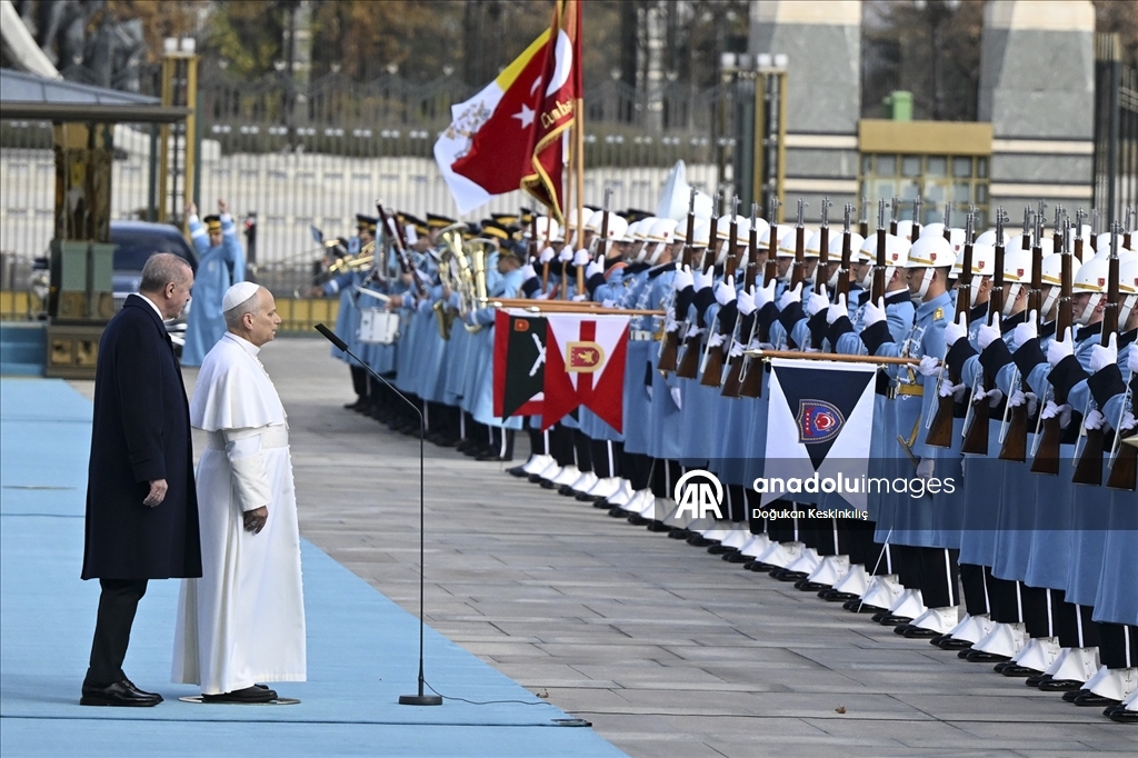 Cumhurbaşkanı Erdoğan, Vatikan Devlet Başkanı Papa 14. Leo'yu resmi törenle karşıladı