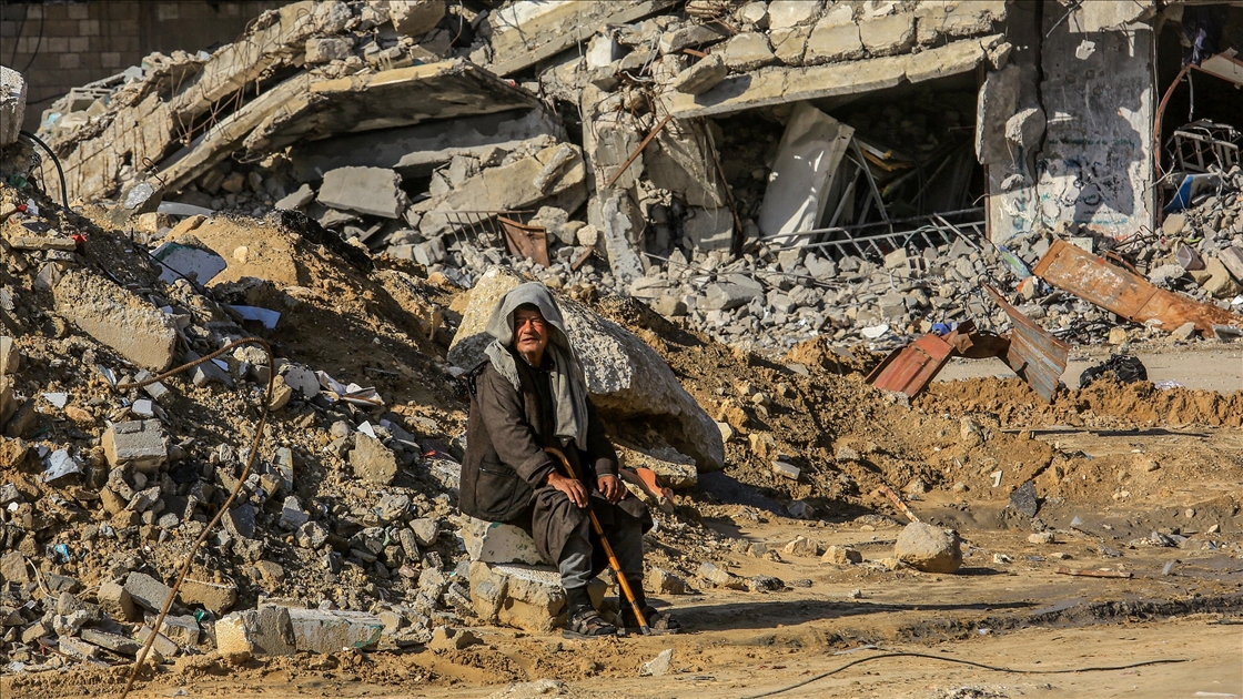 Han Yunus’ta İsrail güçlerinin çekilmediği bölgelerde Filistinliler endişe içinde yaşıyor
