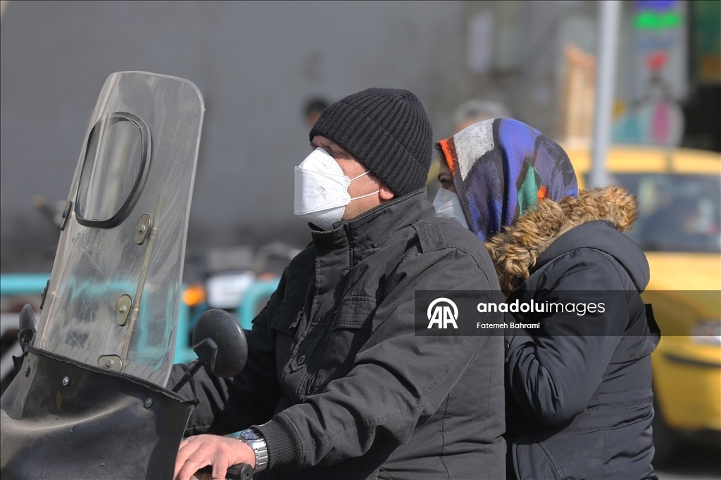 В Тегеране повышенное загрязнение воздуха 13