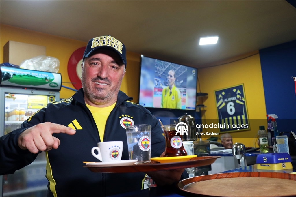 Kuzey Makedonya'daki taraftarlar derbiyi heyecanla bekliyor