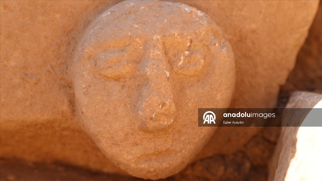 Sefertepe'deki sanatsal farklılık, yaklaşık 10 bin yıllık insan yüzü kabartmalarıyla ortaya çıktı