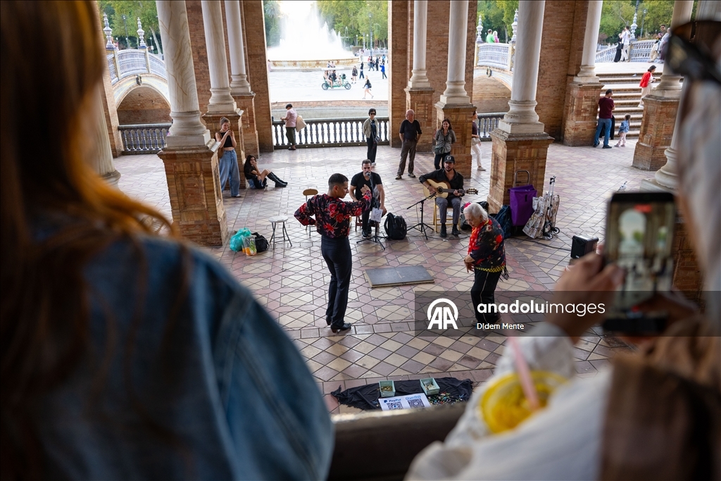 Sevilla’nın en büyüleyici noktası: Plaza de Espana