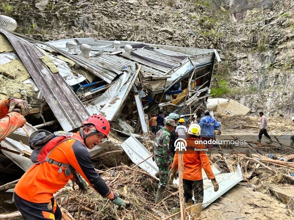 Число погибших в результате стихийных бедствий в Индонезии возросло до 174 человек