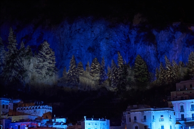 В Италии началась подготовка к Рождеству и Новому году