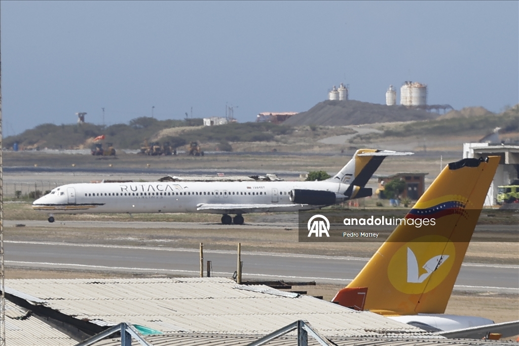 Международный аэропорт имени Симона Боливара продолжает работу несмотря на напряженность между США и Венесуэлой