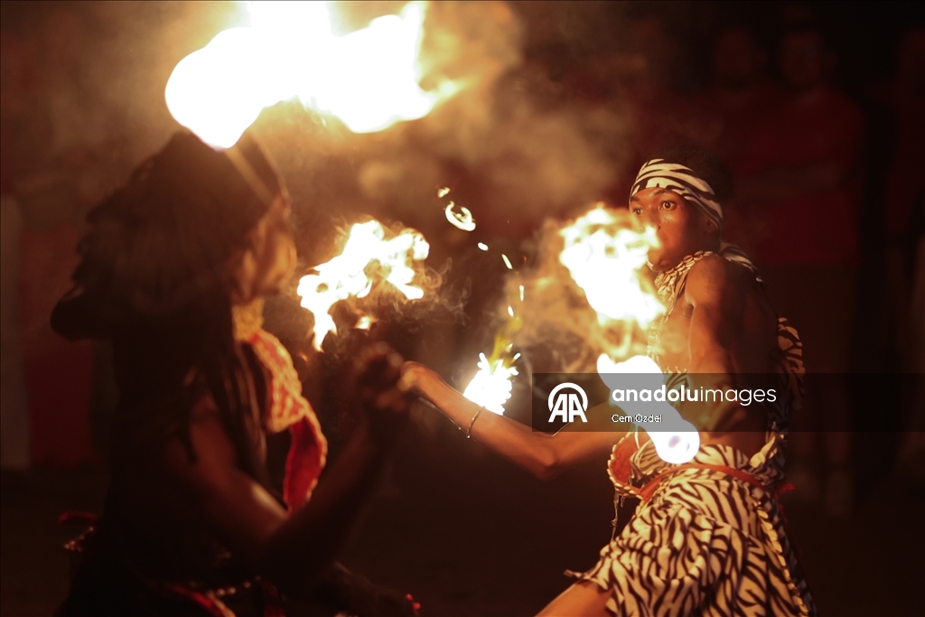 Культурное погружение в лесу баобабов Сенегала