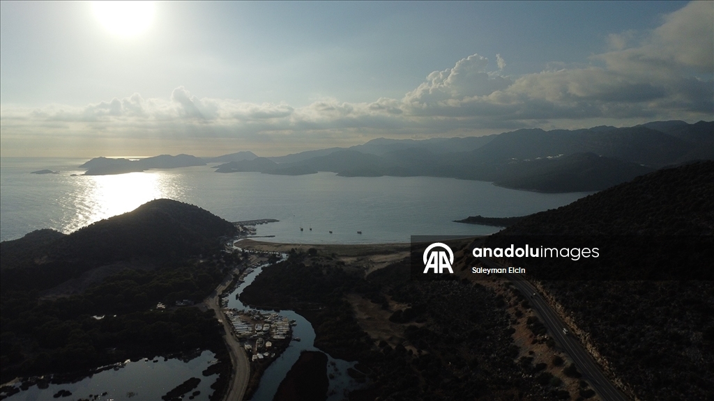 "Sakin şehir" Demre, doğal ve tarihi güzellikleri ile bir arada görme şansı sunuyor