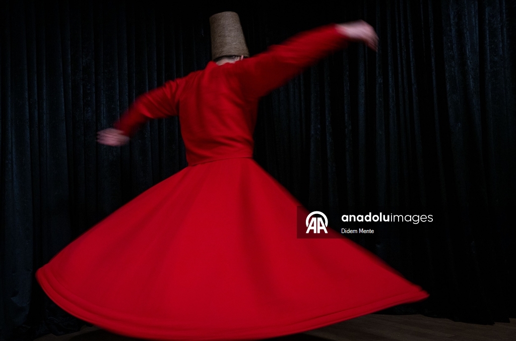 "Umudun Kanatları" sema eğitimiye engelleri aşıyor