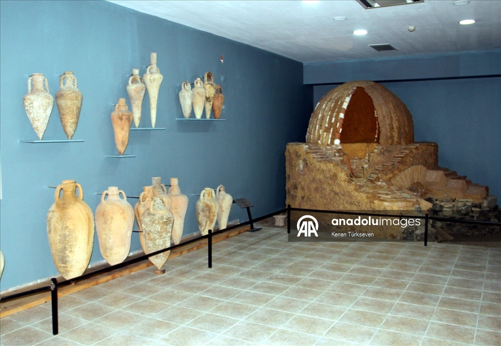 Her yerinden tarih fışkıran Sinop'ta tarihi eserler titizlikle çıkarılıyor