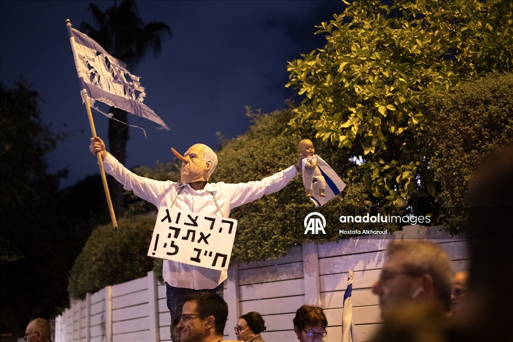 В Израиле протестующие потребовали отказать Нетаньяху в помиловании