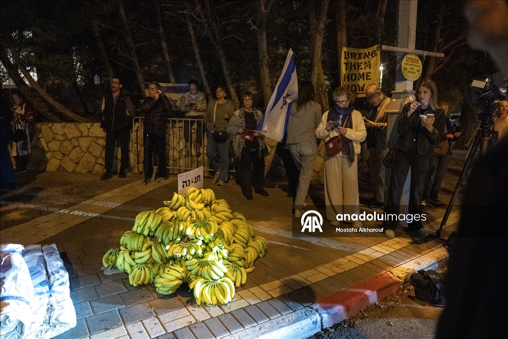 В Израиле протестующие потребовали отказать Нетаньяху в помиловании