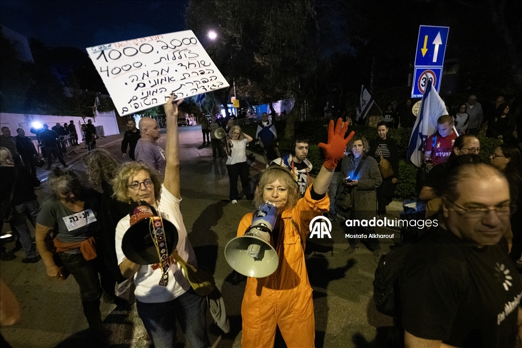 В Израиле протестующие потребовали отказать Нетаньяху в помиловании