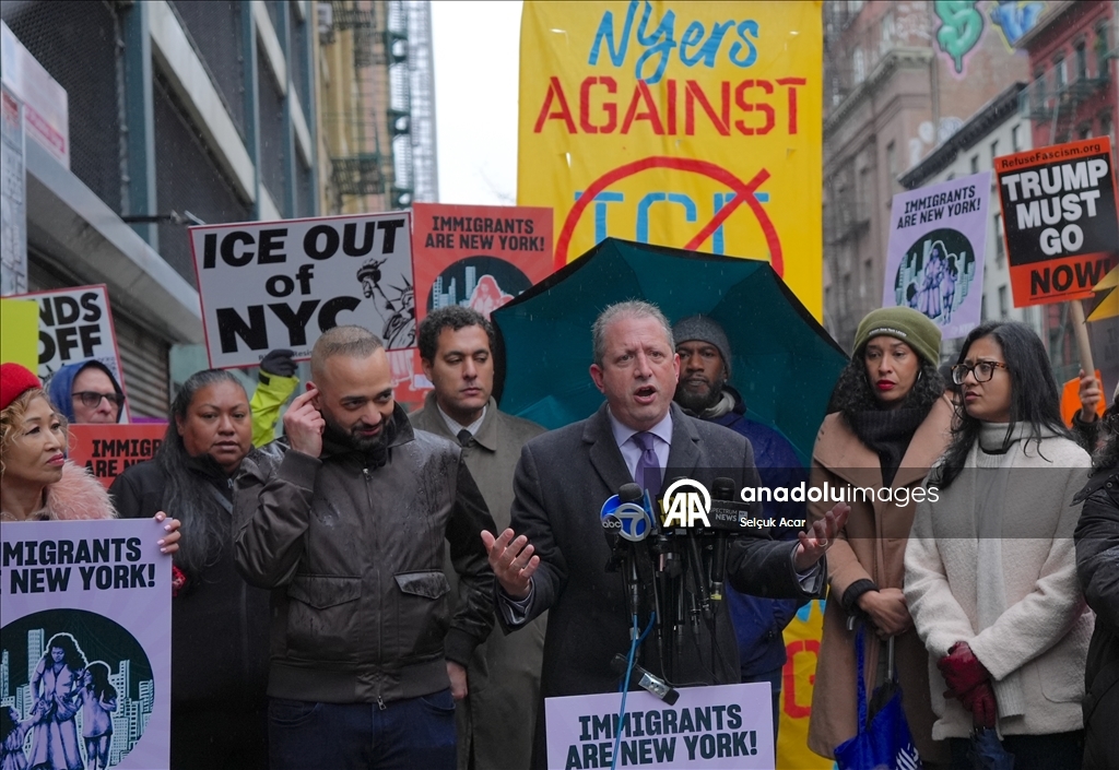 В США нарастают протесты из-за рейдов миграционной службы