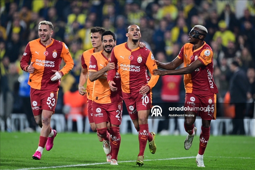 Турецкая Суперлига: "Фенербахче" сыграл вничью с "Галатасарем" 9