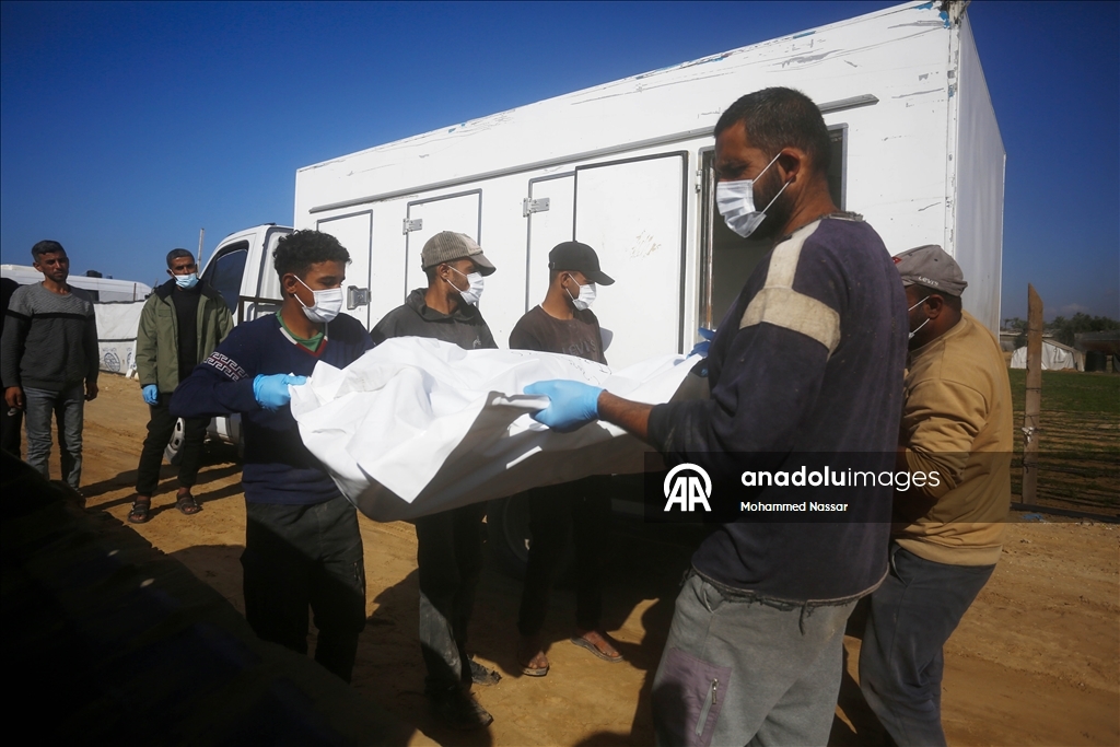 Число погибших в результате нападений Израиля на сектор Газа достигло 70 112 человек