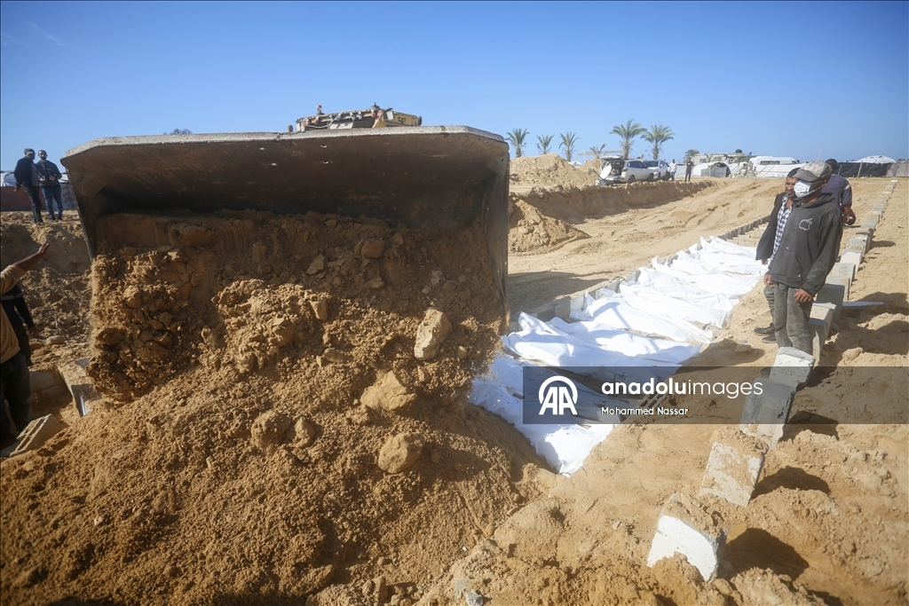 Число погибших в результате нападений Израиля на сектор Газа достигло 70 112 человек