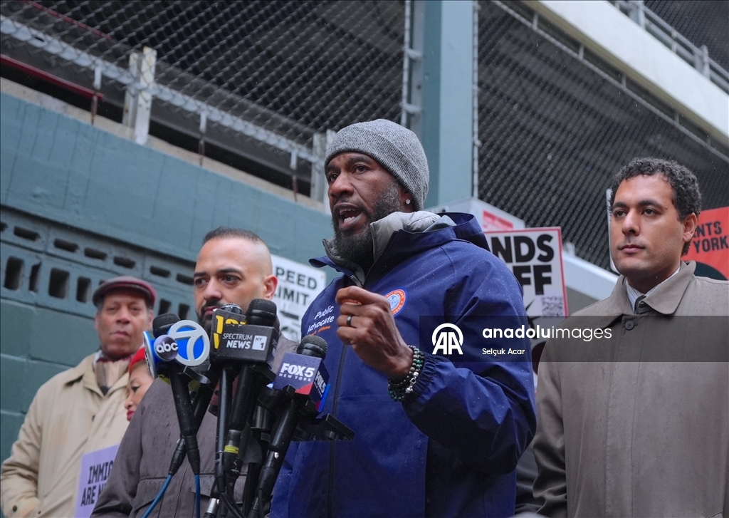 В США нарастают протесты из-за рейдов миграционной службы