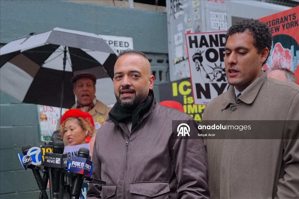 В США нарастают протесты из-за рейдов миграционной службы