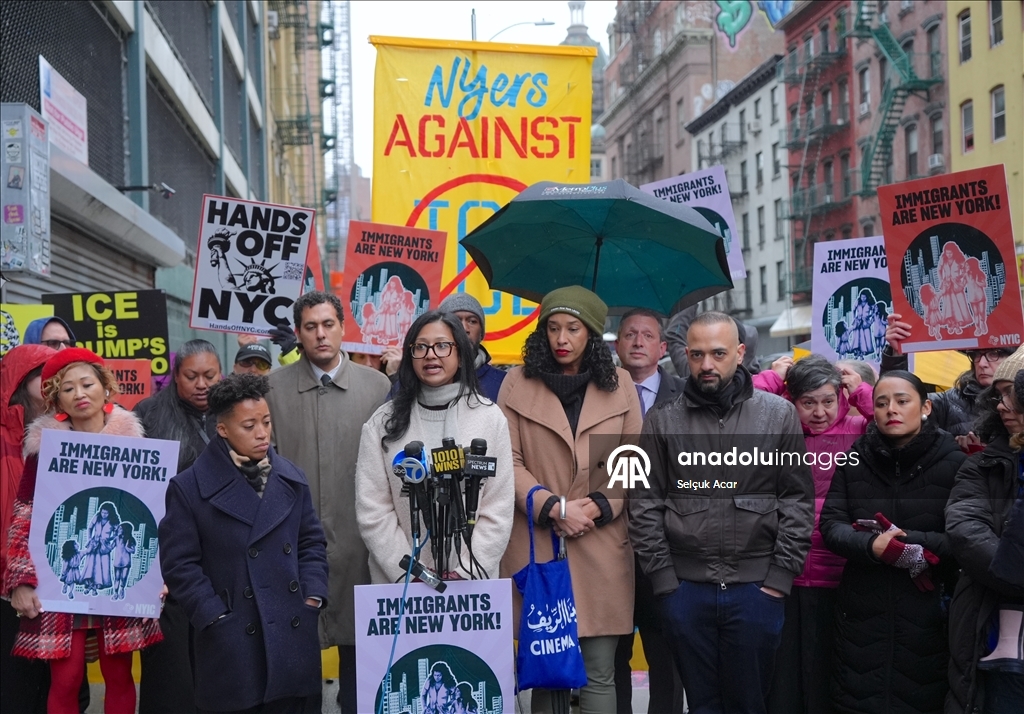 В США нарастают протесты из-за рейдов миграционной службы