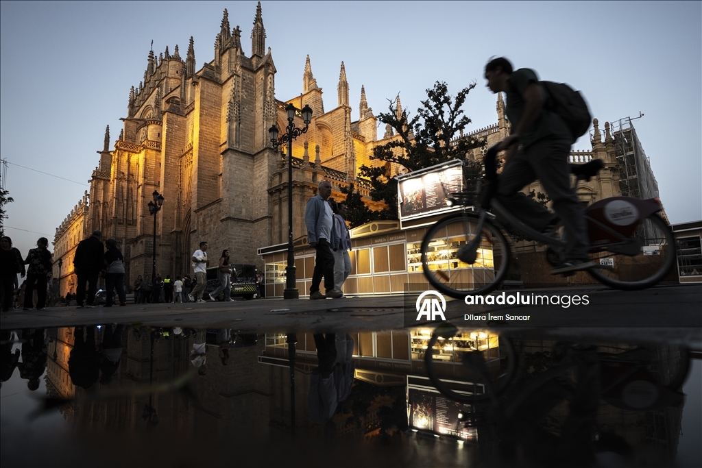 Endülüs'ün tarihi simgesi: Sevilla Katedrali