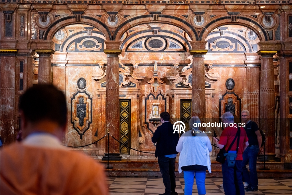 Endülüs'ün tarihi simgesi: Sevilla Katedrali