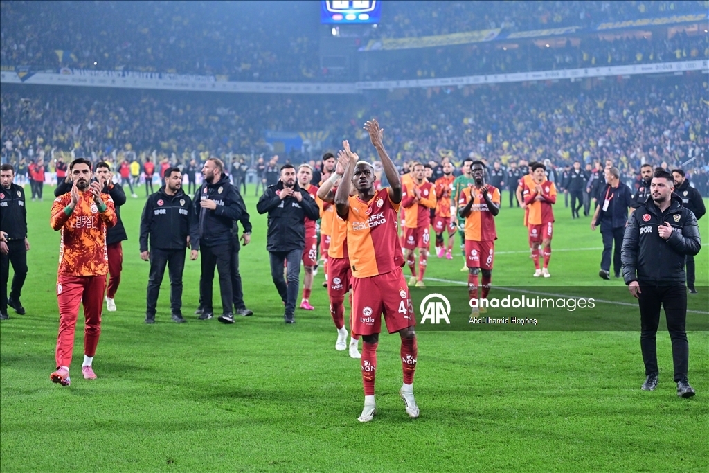 Турецкая Суперлига: "Фенербахче" сыграл вничью с "Галатасарем" 1