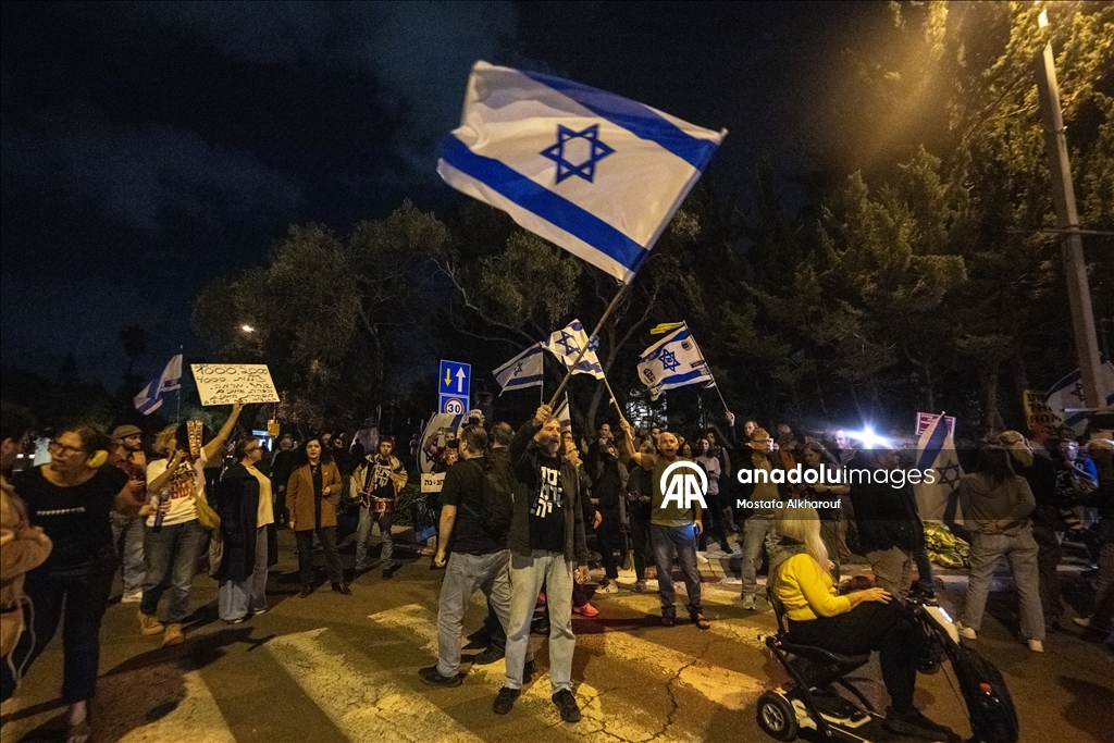 В Израиле протестующие потребовали отказать Нетаньяху в помиловании