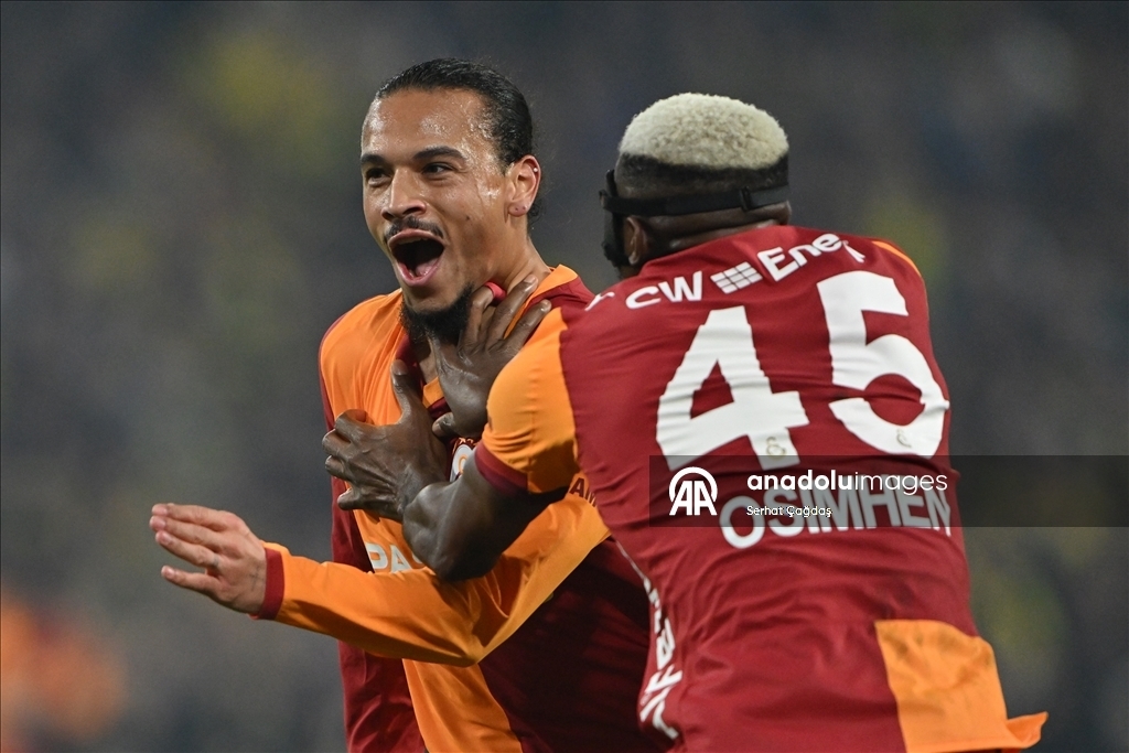Турецкая Суперлига: "Фенербахче" сыграл вничью с "Галатасарем" 11