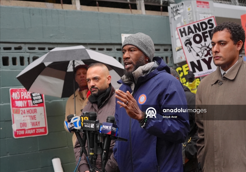 В США нарастают протесты из-за рейдов миграционной службы