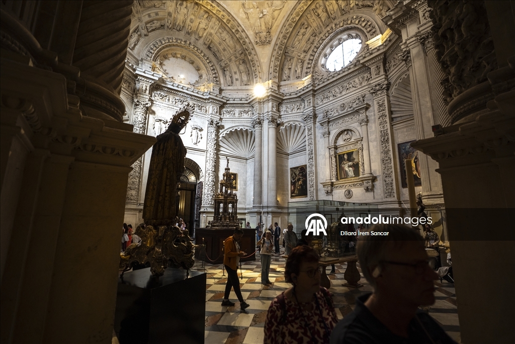 Endülüs'ün tarihi simgesi: Sevilla Katedrali