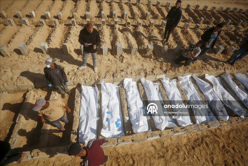 Число погибших в результате нападений Израиля на сектор Газа достигло 70 112 человек