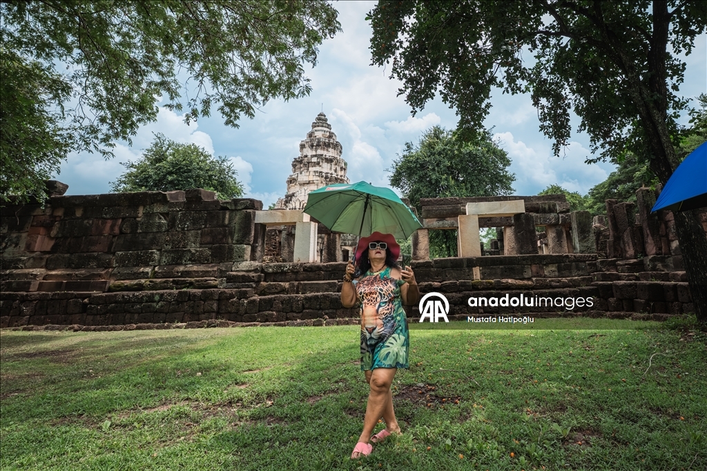 Храм Прасат Хин Пханом Ван