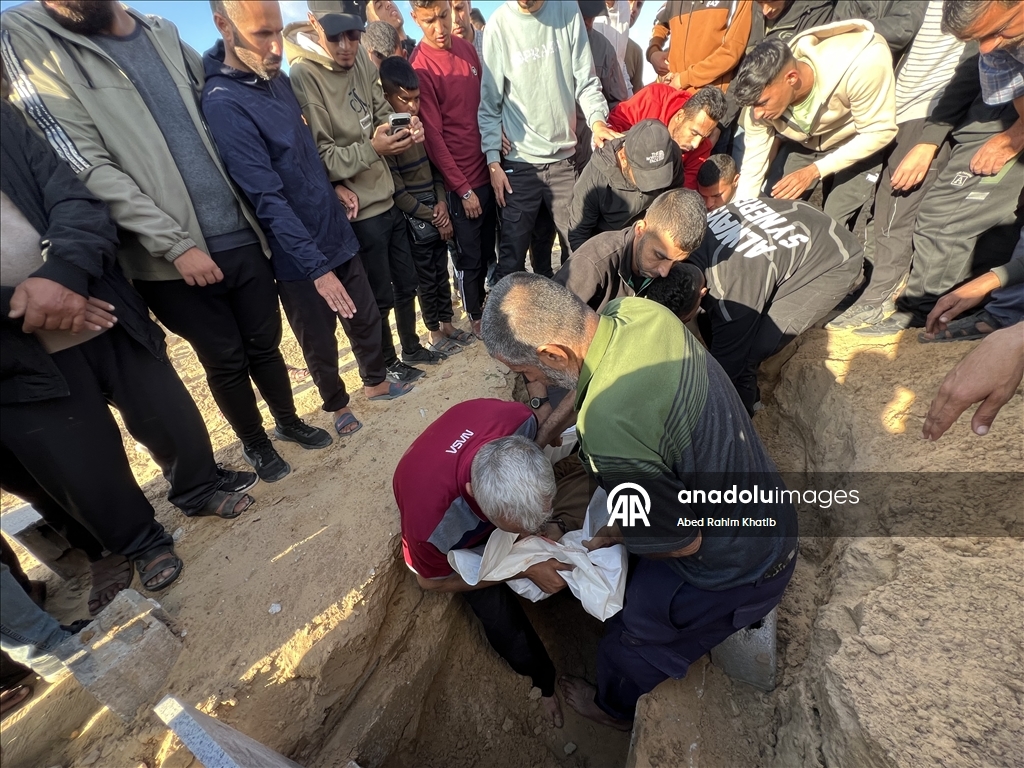 رغم وقف إطلاق النار وضمانة ترامب.. إسرائيل تقتل صحفيا فلسطينيا جديدا بغزة