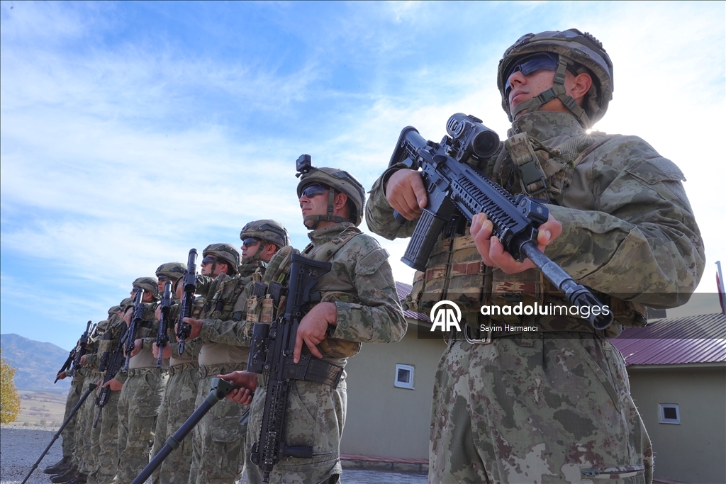 В Хаккари на границе с Ираком построена стена длиной 2152 метра