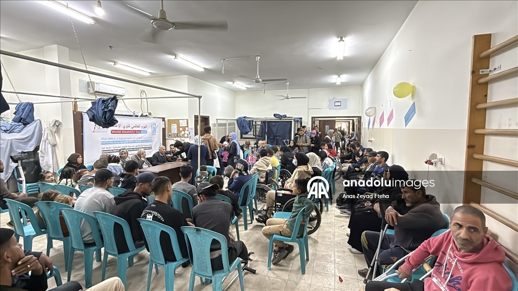 في يومهم العالمي.. ذوو الإعاقة بغزة يطالبون برفع حصار إسرائيل