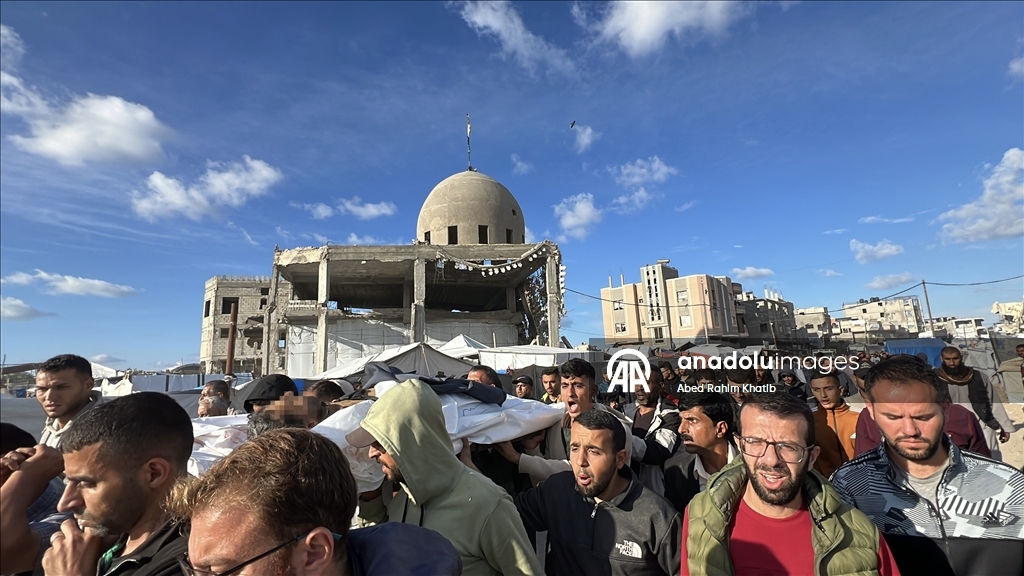 رغم وقف إطلاق النار وضمانة ترامب.. إسرائيل تقتل صحفيا فلسطينيا جديدا بغزة