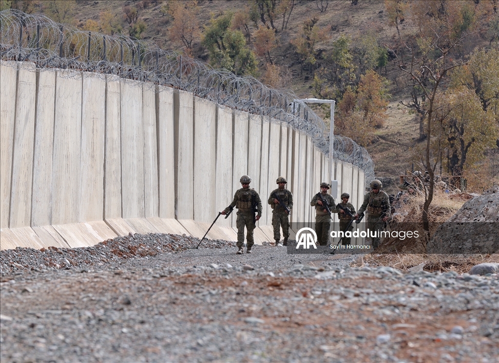 Hakkari'de Irak sınırına 2 bin 152 metre güvenlik duvarı inşa edildi