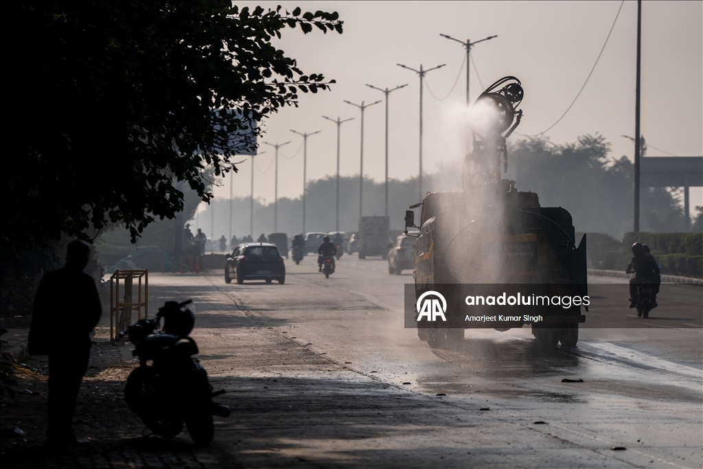 Hava kirliliği kötüleşmesi nedeniyle Hindistan'da solunum yolu hastalığı vakaları 200 bini aştı