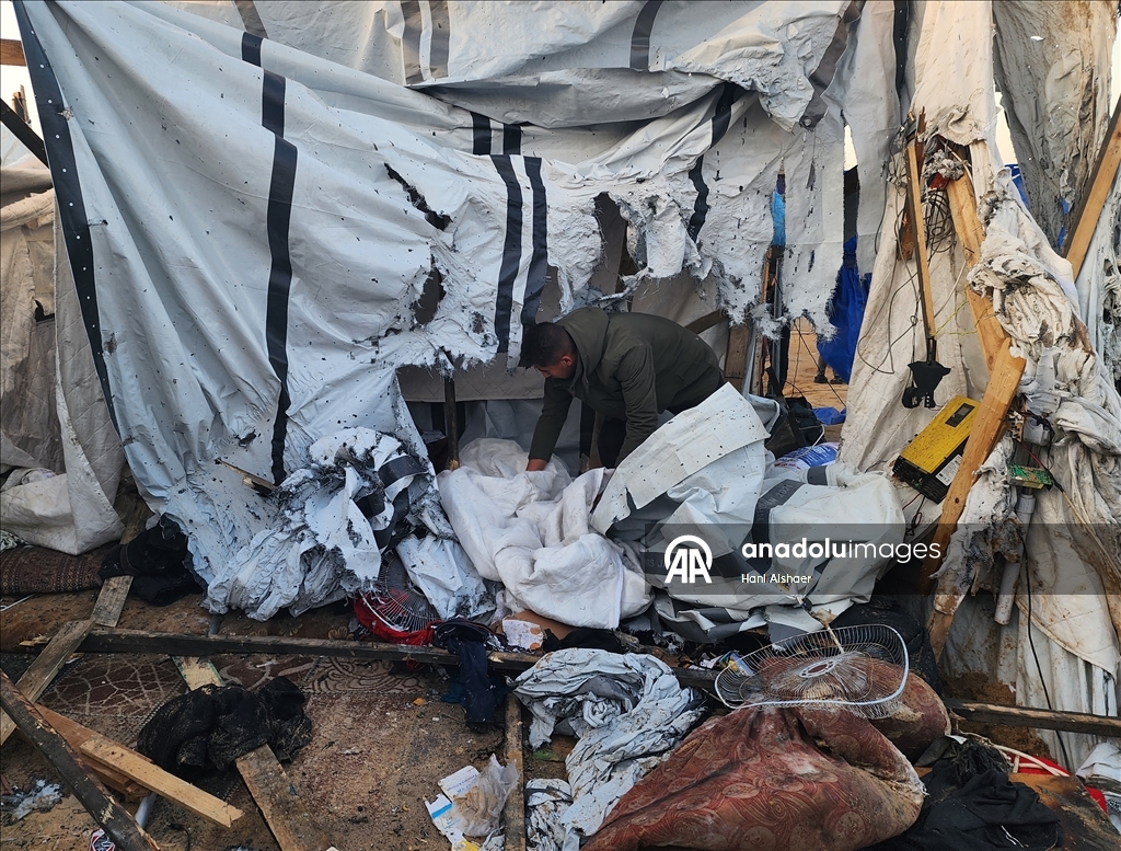 İsrail ordusu ateşkese rağmen Filistinlilerin çadırlarını bombaladı