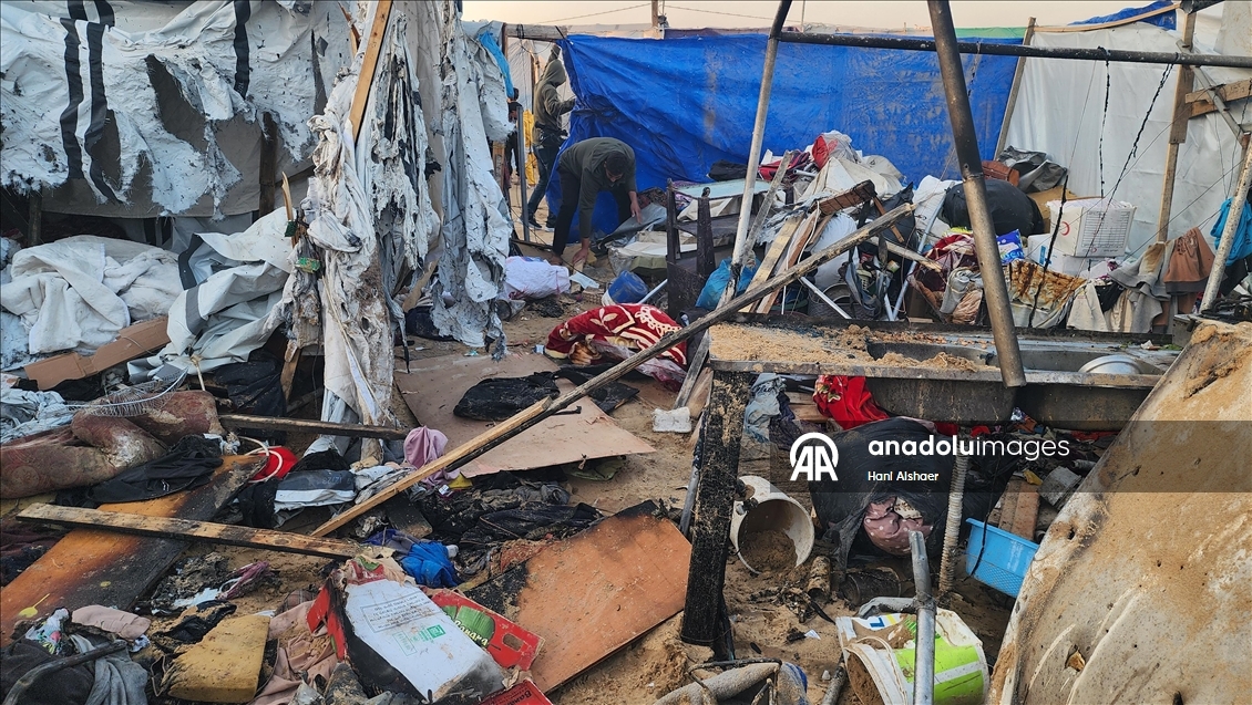 İsrail ordusu ateşkese rağmen Filistinlilerin çadırlarını bombaladı