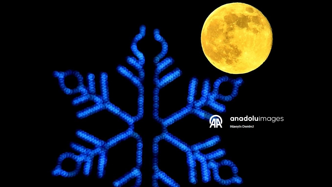 Samsun ve Kars'ta dolunay