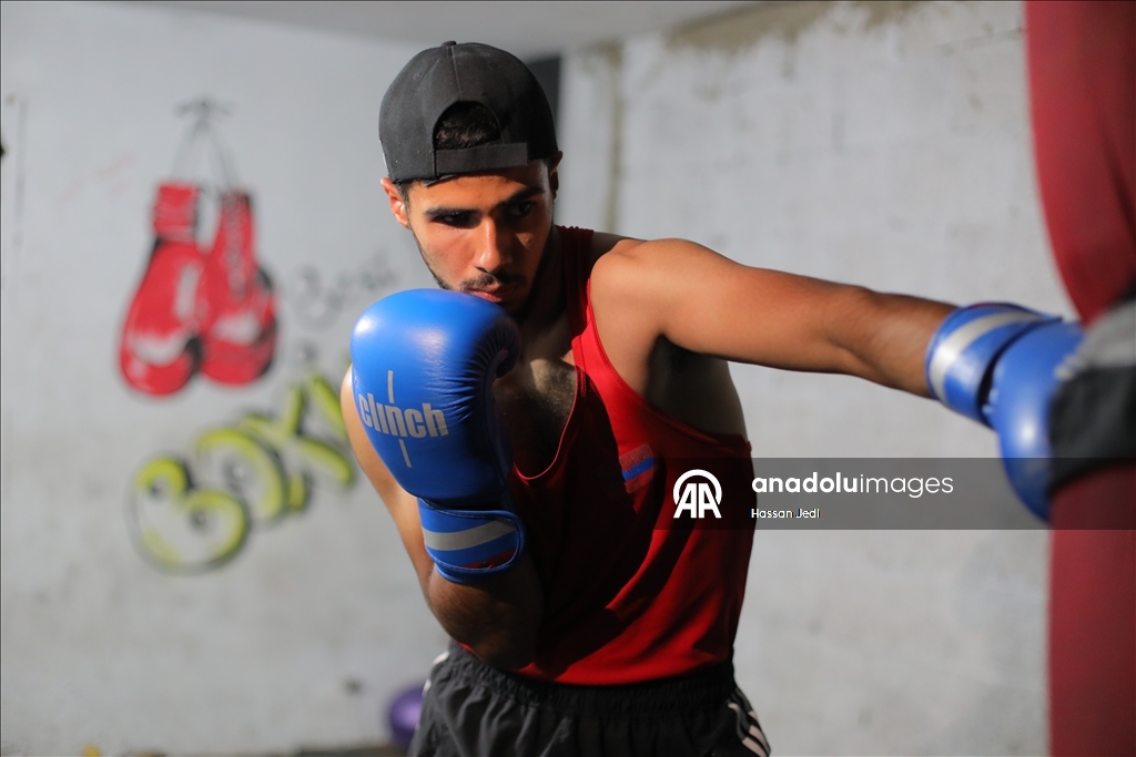 İsrail saldırısında yaralanan Gazzeli boksör, engeline rağmen müsabakalara dönmekte kararlı