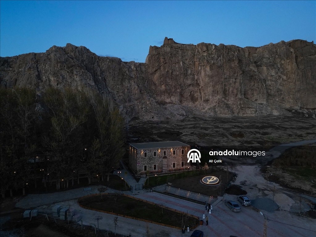 وان التركية.. جامع "هورهور" يستعيد رونقه التاريخي 