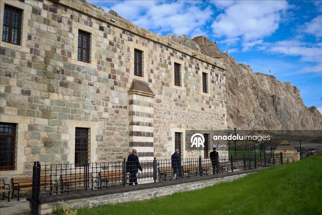 وان التركية.. جامع "هورهور" يستعيد رونقه التاريخي 