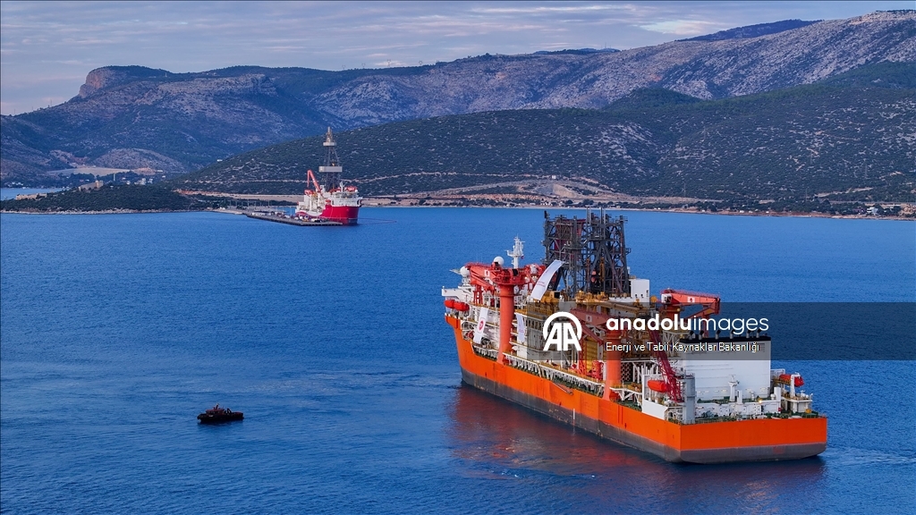 تركيا تصعد إلى نادي الأربعة الكبار في التنقيب عن الطاقة بالبحار